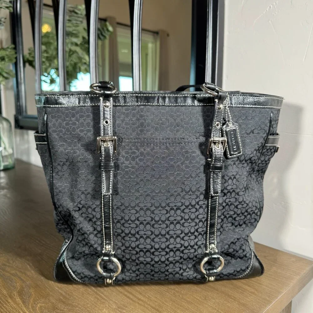 Coach Signature Jacquard Gallery Tote - Picture 2 of 14